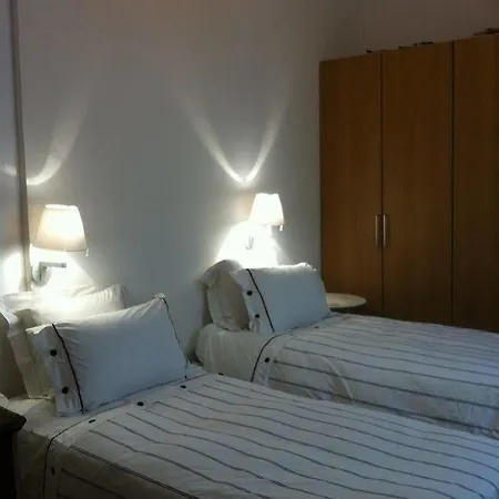 La Du Jeune Homme Apartment *
